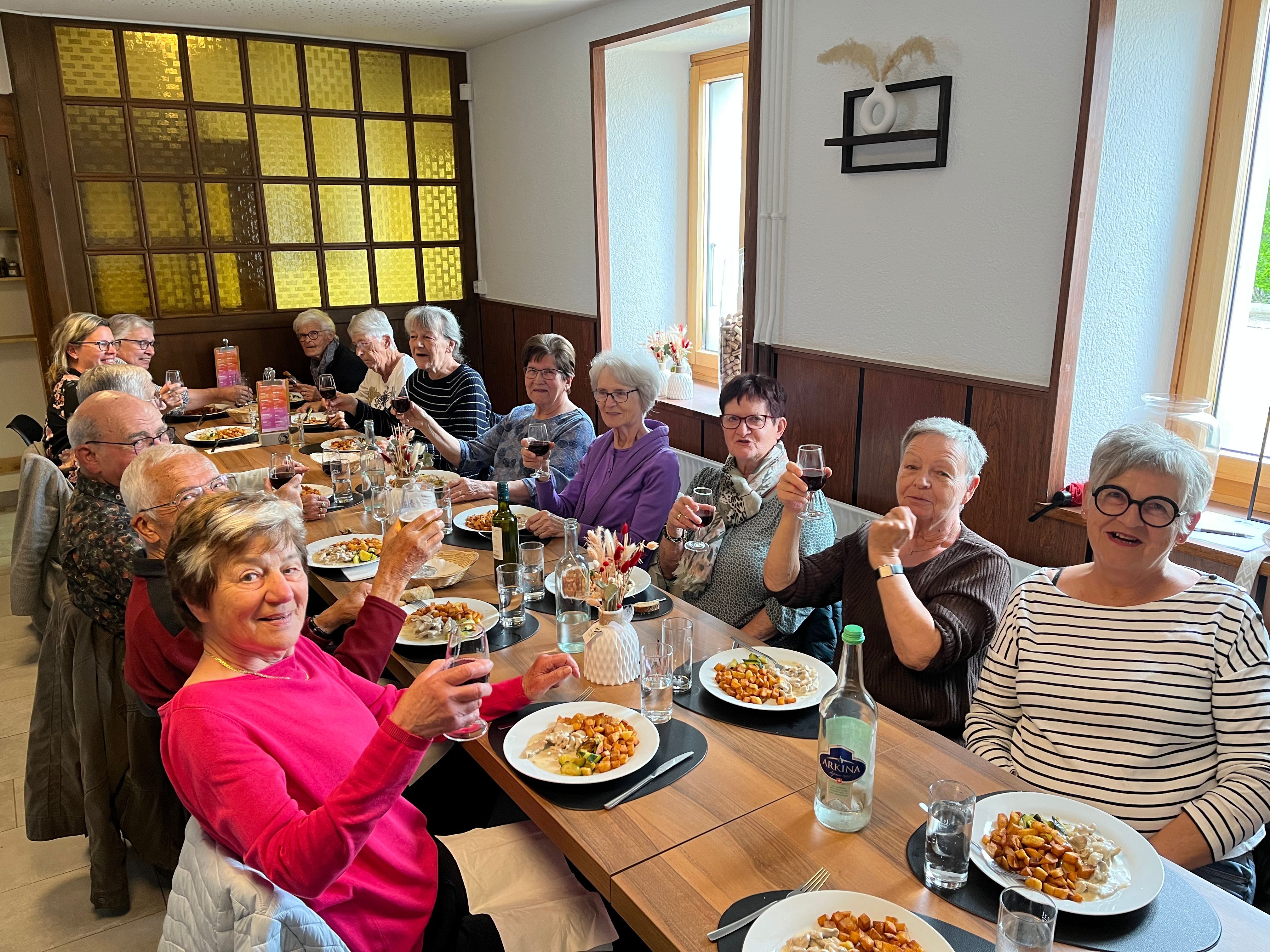 250520 Croix Blanche Chatonnaye